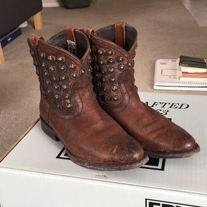 Frye Wyatt Disc Short Boot